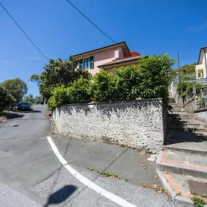 la-casa-di-giada-la-spezia.hotelitalianriviera.com/