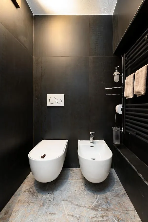 F1Rst Suite Apartment & Spa Florence