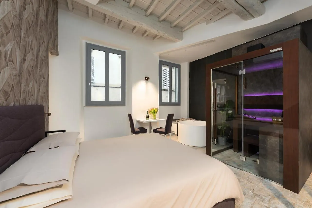 F1Rst Suite Apartment & Spa Florence Italy
