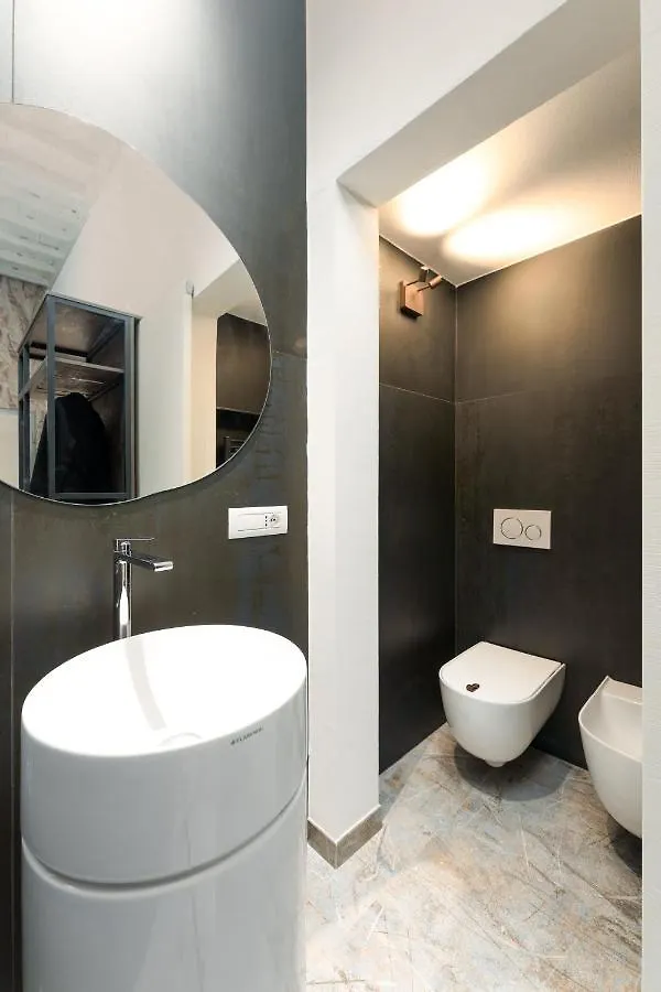 F1Rst Suite Apartment & Spa Florence