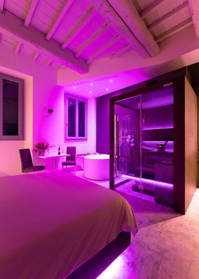 F1Rst Suite Apartment & Spa Florence